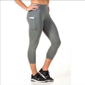 Foxy Athletics Capri Leggings